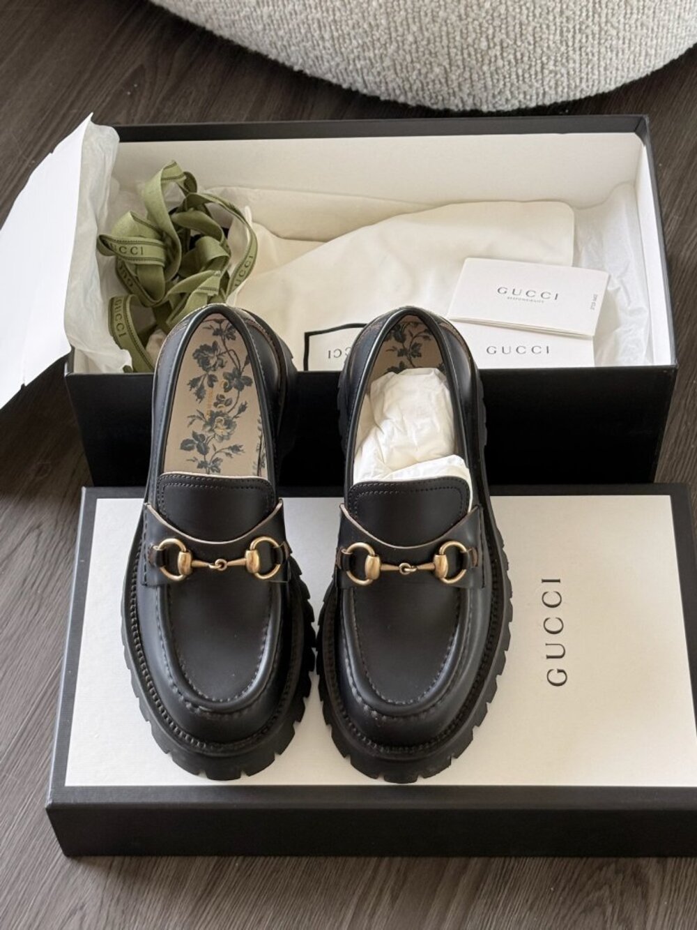 Gucci Horsebit Lug Sole Loafers Bee Embroidery 36
